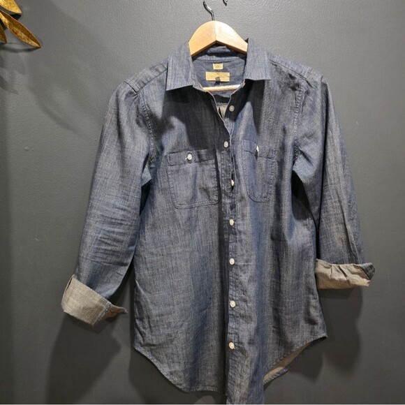 Ann Taylor Loft The Softened Shirt Chambray Blue Sz M - Picture 2 of 6